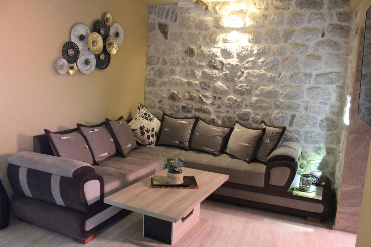 Piano Apartments Kotor Zewnętrze zdjęcie